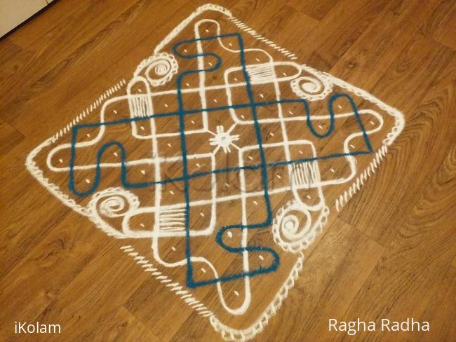 Rangoli: 7X7EASY CHIKKU RANGOLI-44 Rangoli: 7X7EASY CHIKKU RANGOLI-44