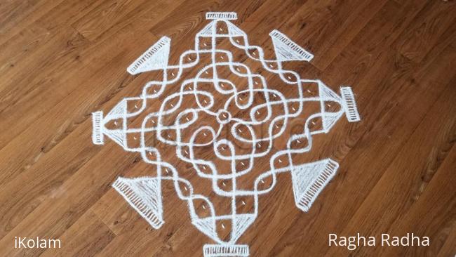 Rangoli: AadiVelli Rangoli-4