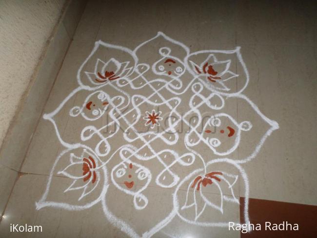 Rangoli: Chikku with little faces