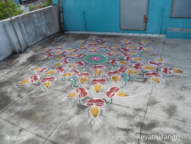 Rangoli: Agni natchathram. Star deepam kolam.