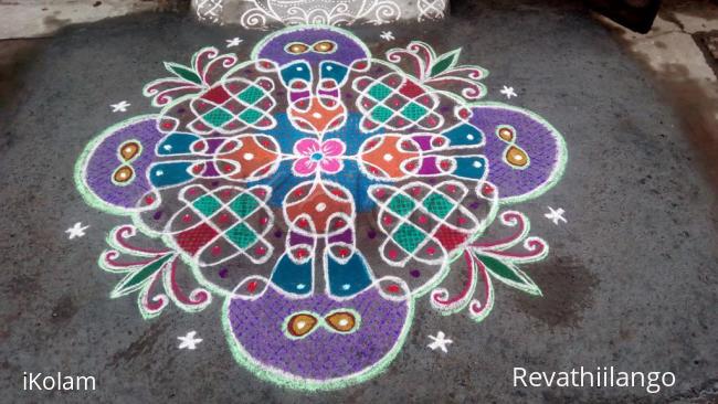 Rangoli: Rev's new type chikku kolam 2.