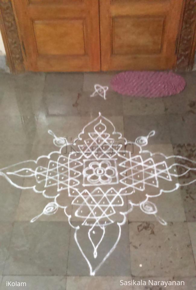 Rangoli: Tuesday kolam