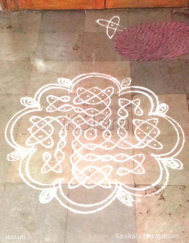 Rangoli: chikku kolam 