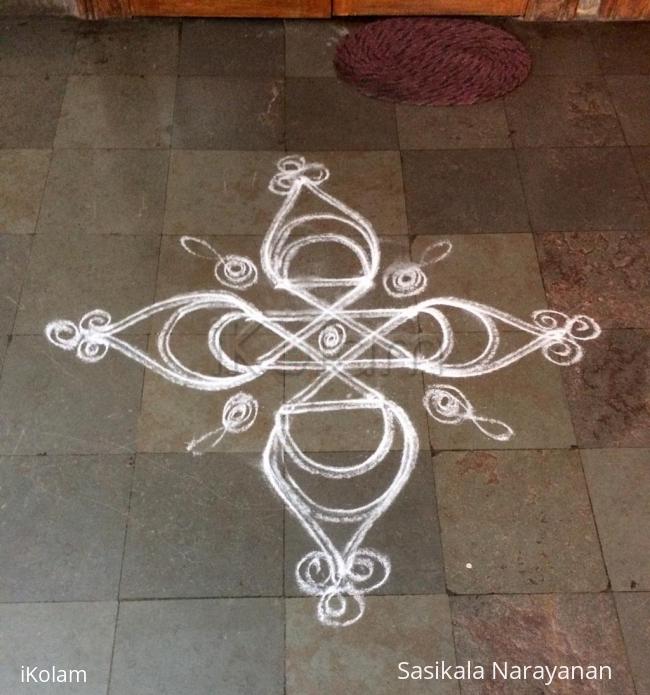 Rangoli: White n white