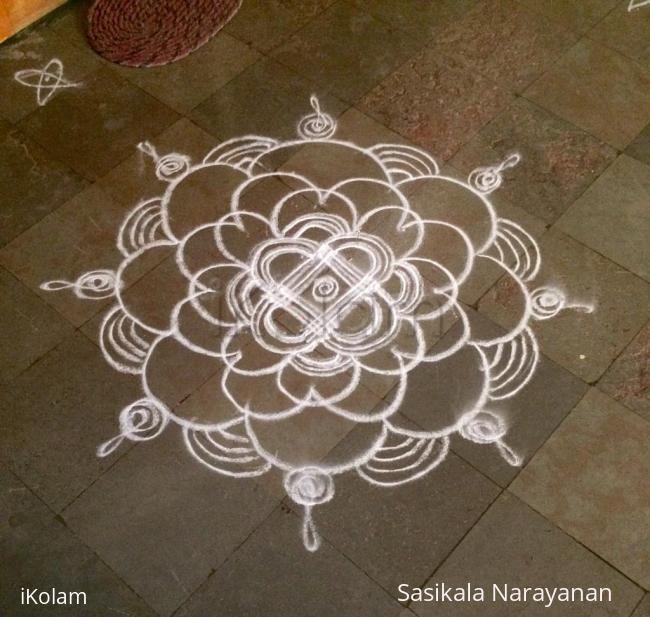 Rangoli: White n white