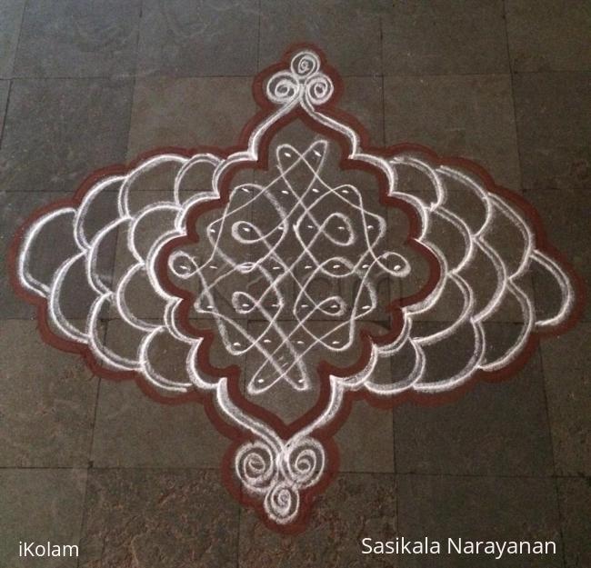 Rangoli: Aadi kolam 4