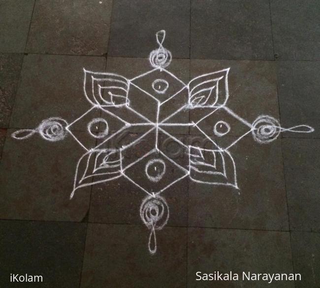 Rangoli: Simple white& white