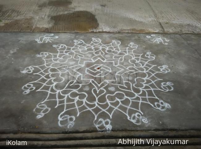 Rangoli: swastik rangoli Rangoli: swastik rangoli