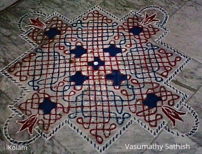 Rangoli: Chikku kolam for Thai Poosam with 15-15 straight dots with 5 dots 3 lines in the centre on all sides Rangoli: Chikku kolam for Thai Poosam with 15-15 straight dots with 5 dots 3 lines in the centre on all sides
