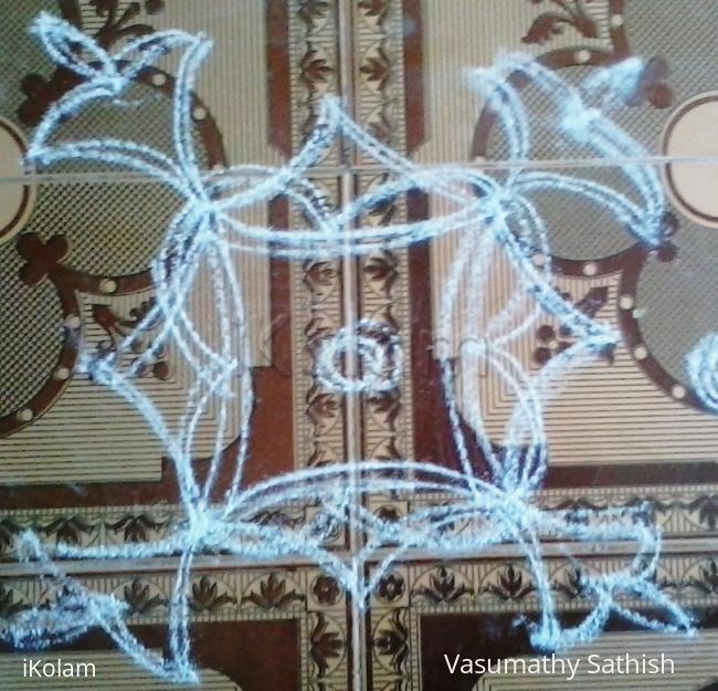 Rangoli: My Mom's Small Padi Kolam