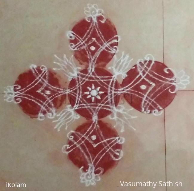 Rangoli: Thai Velli 01Padi Kolam 