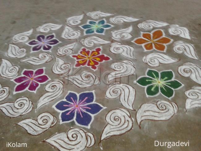 Rangoli: colourful sangu kolam Rangoli: colourful sangu kolam