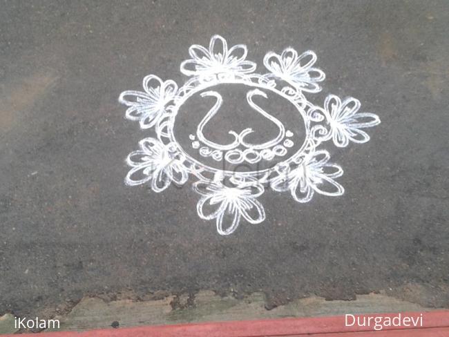 Rangoli: dd lakshmi padham kolam Rangoli: dd lakshmi padham kolam