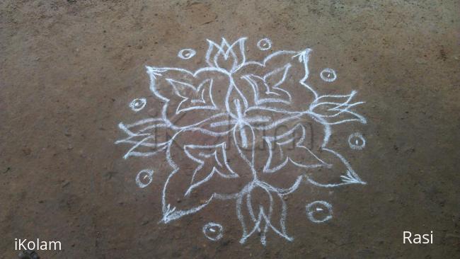 Rangoli: Simple Pookolam