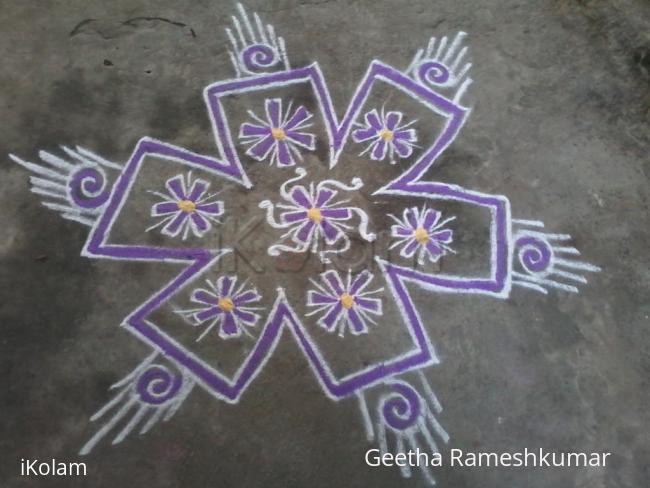Rangoli: Monday kolam!!