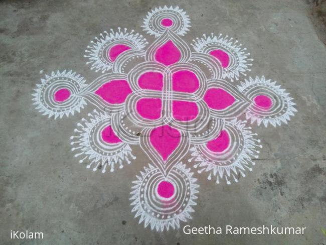Rangoli: Friday kolam!!