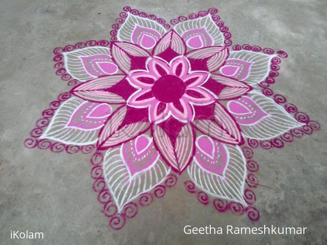 Rangoli: Tuesday kolam!!