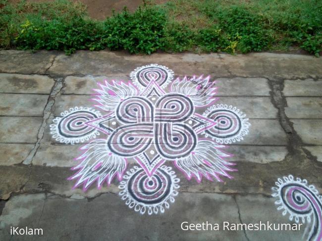 Rangoli: Happy Sunday!