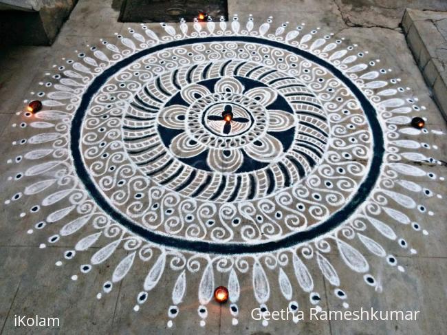 Rangoli: Margazhi kolam 28!