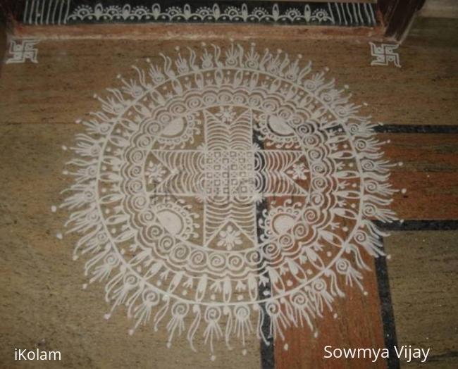 Rangoli: White Kolam