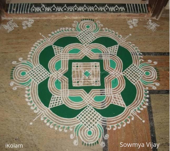 Rangoli: Navaratri Fourth day kolam