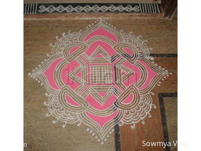 Rangoli: Navaratri Eighth day kolam Rangoli: Navaratri Eighth day kolam