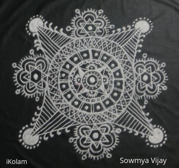 Rangoli: Free hand design in black and white