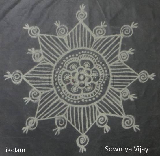 Rangoli: Free hand design with recycled colours