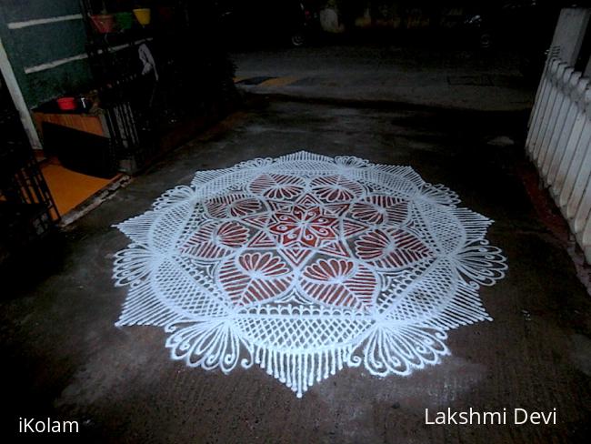 Rangoli: free hand kolam