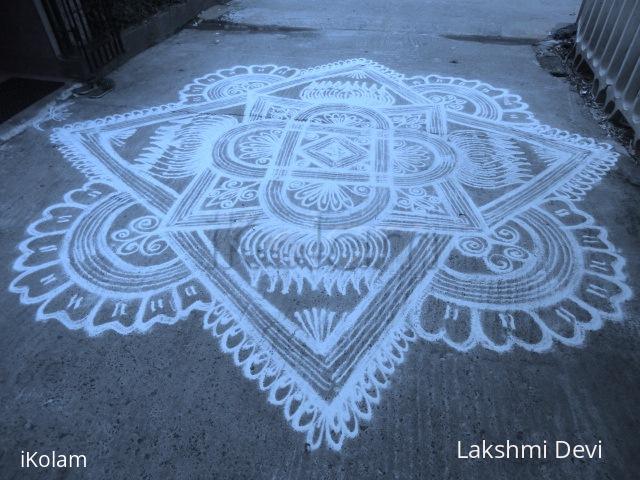 Rangoli: free hand kolam