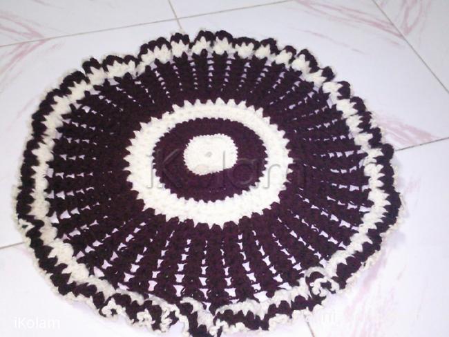 maroon and white - my own pattern - maroon.jpg