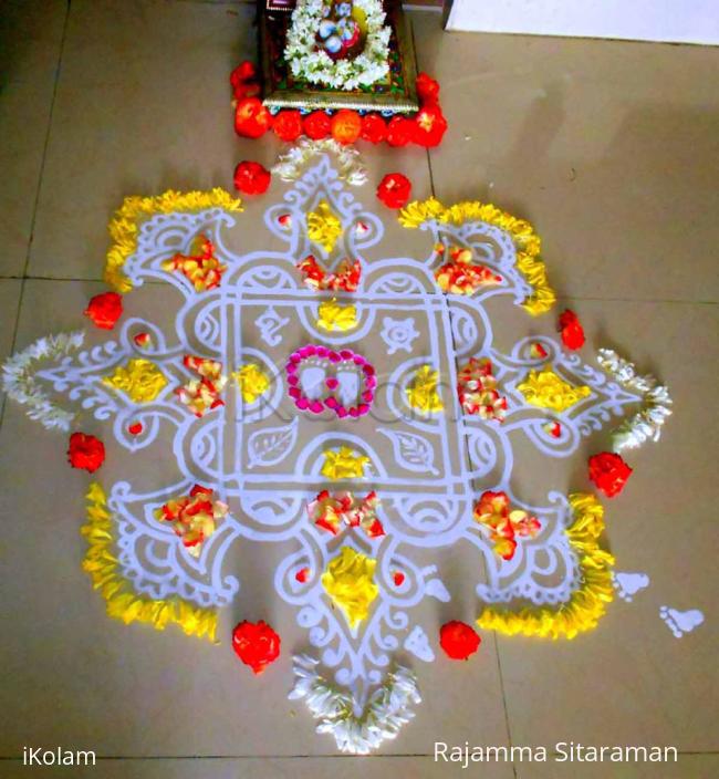 Rangoli: Pooja kolam Rangoli: Pooja kolam