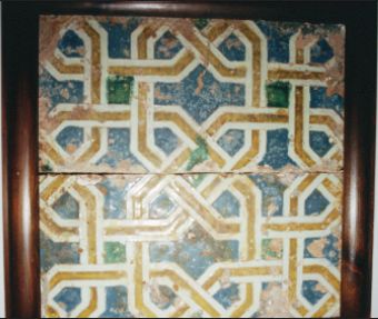 How motifs migrate!  - alhambra-snake.jpg